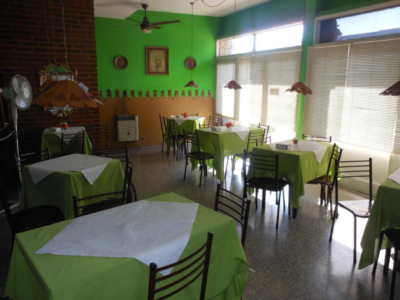 Hotel Los Robles Gualeguaychu Exterior photo