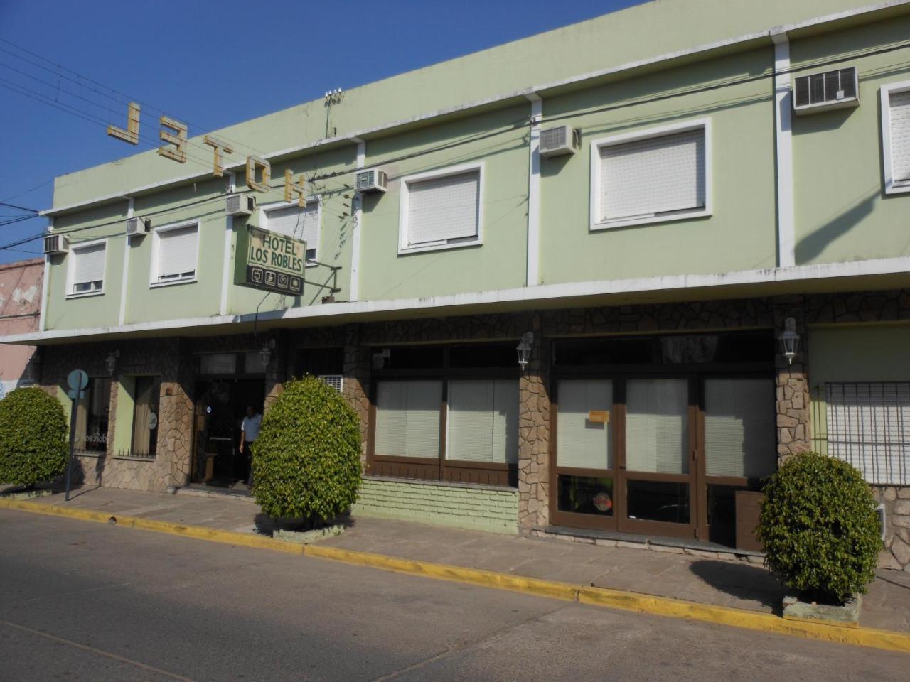 Hotel Los Robles Gualeguaychu Exterior photo